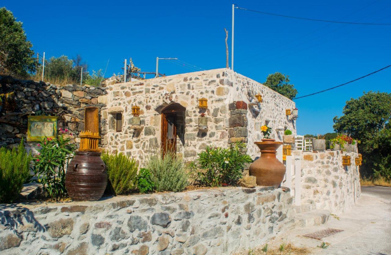 Ferienhaus Palaiokastro Traditional House Mandrákion